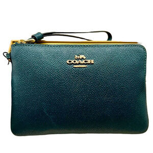 COACH Forrest Green and gold Boxed Corner Zip Wristlet new w/charms style C6878